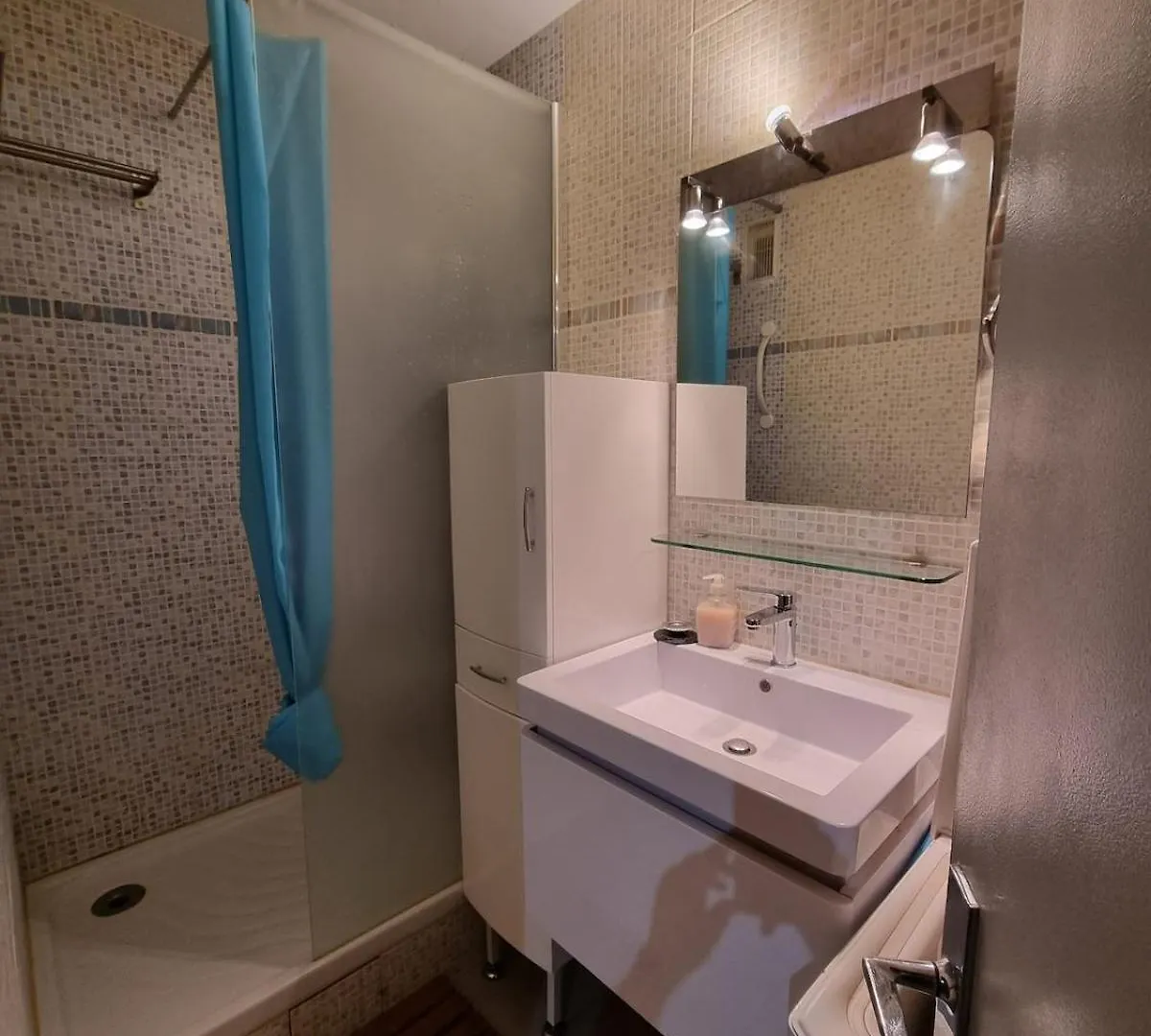 Apartment Logement Entier, Plein Sud, Pied Des Pistes, Chamrousse 1650